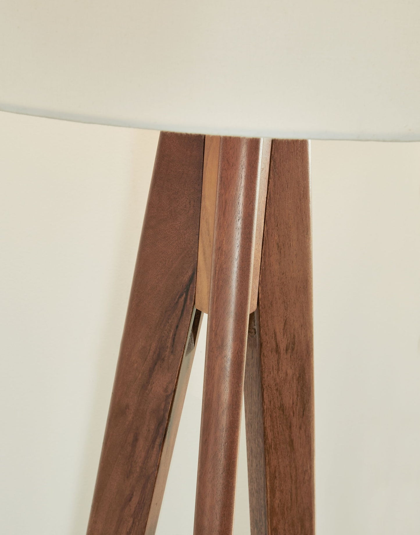 Dallson - Wood Floor Lamp - Brown