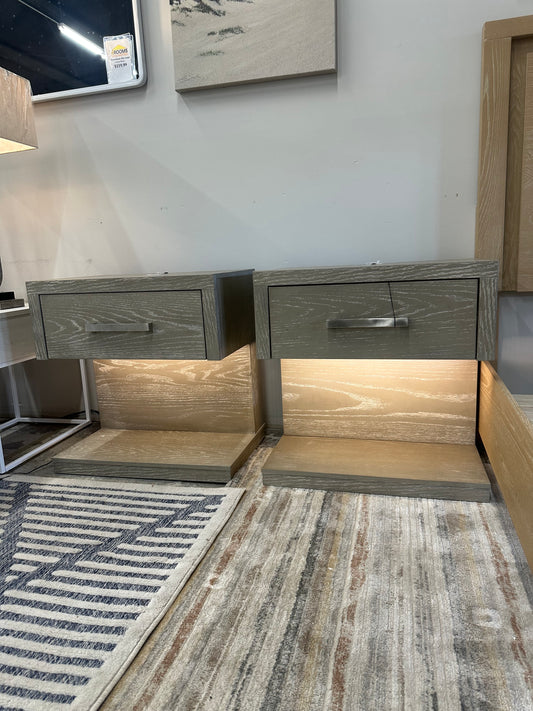 Set of Nightstands (2 included)