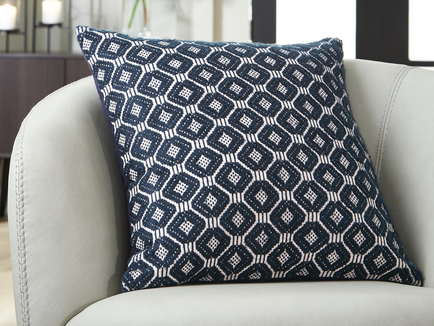 Abra - Pillow (Set of 4) - Black / Ivory