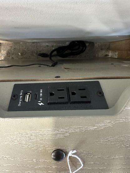 Set of Nightstands (2 included)
