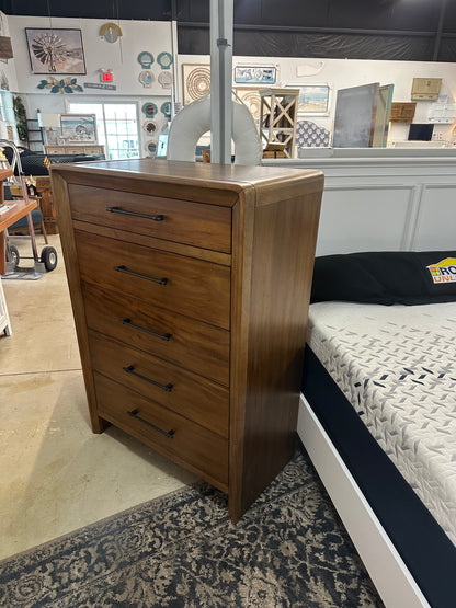 Takston 5 Drawer Chest of Drawers