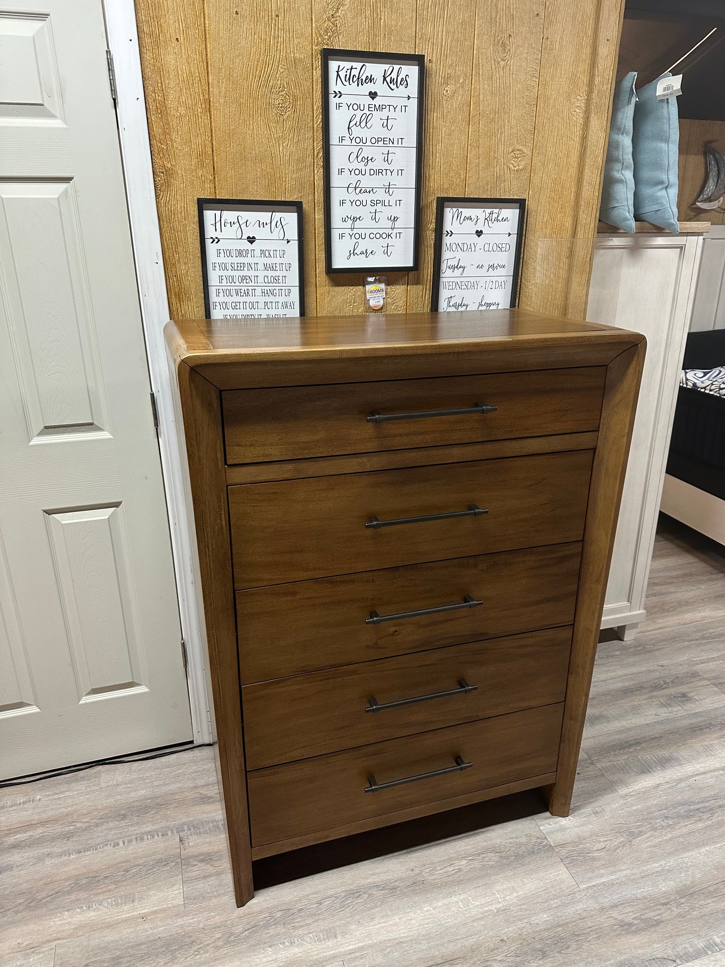 Takston 5 Drawer Chest of Drawers