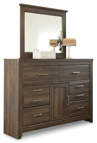 Juararo - Dresser