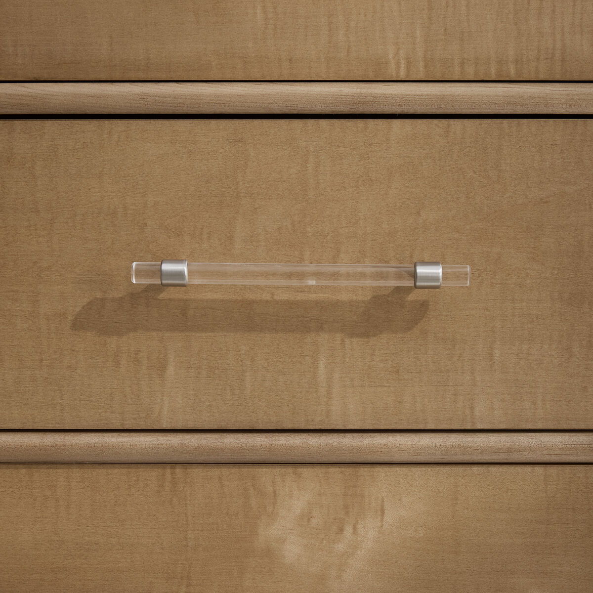Nordhaven - 6 Drawer Dresser